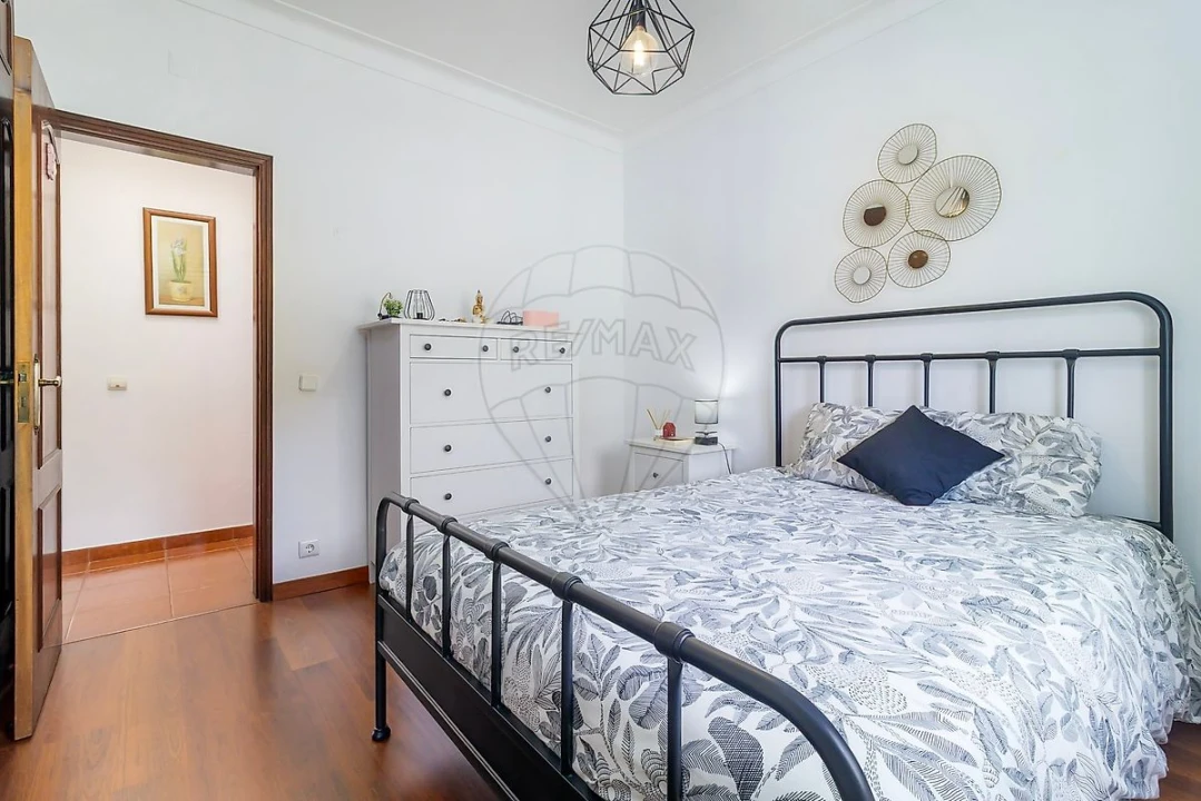 Moradia T3 para Venda em Venda do Pinheiro e Santo Estêvão das Galés Foto 20