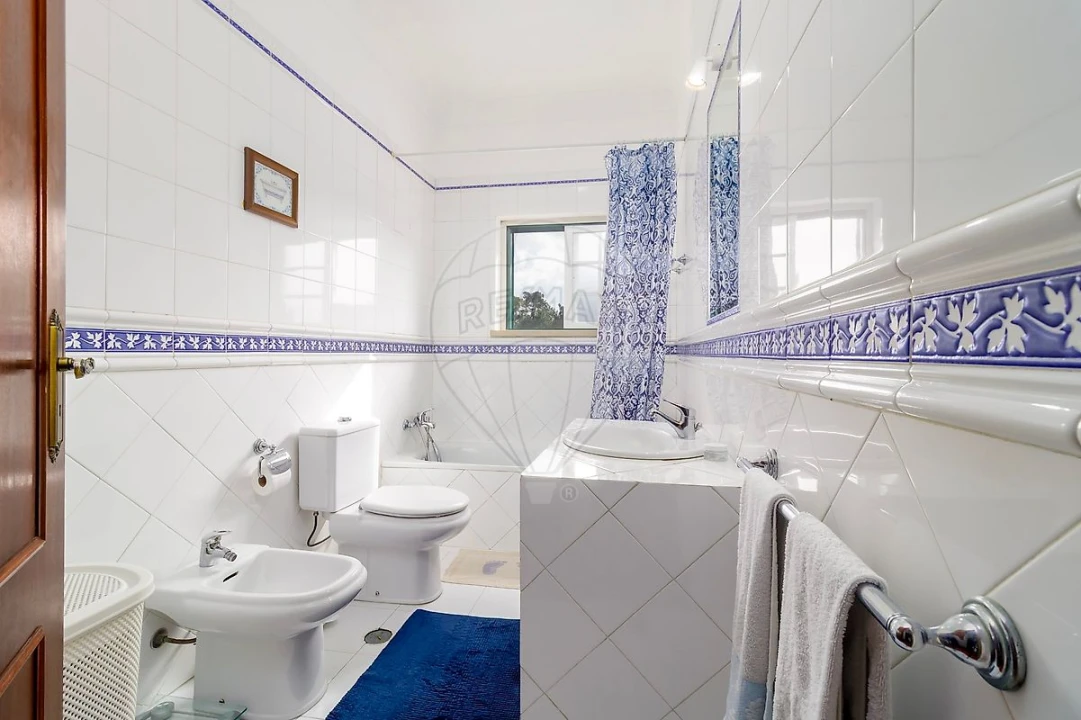 Moradia T3 para Venda em Venda do Pinheiro e Santo Estêvão das Galés Foto 23