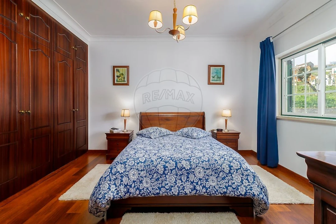 Moradia T3 para Venda em Venda do Pinheiro e Santo Estêvão das Galés Foto 17