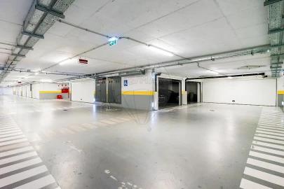 Apartamento T4 para Venda em Parque das Nações