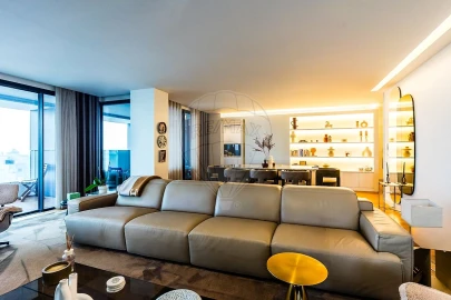 Apartamento T4 para Venda em Parque das Nações