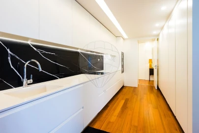 Apartamento T4 para Venda em Parque das Nações