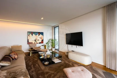 Apartamento T4 para Venda em Parque das Nações