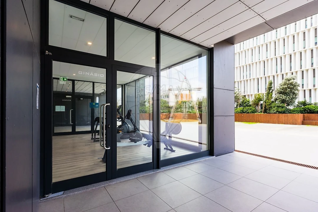 Apartamento T4 para Venda em Parque das Nações Foto 31