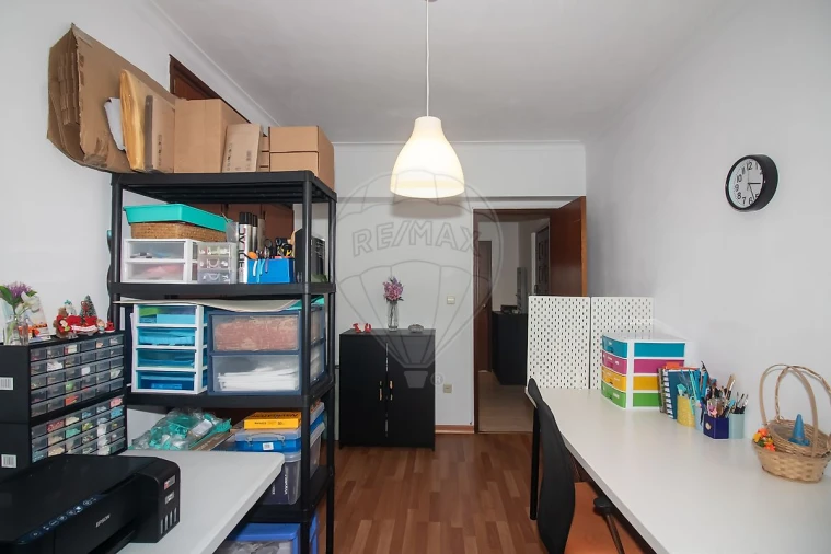 Apartamento T2 para Venda em Carregado e Cadafais Foto 11