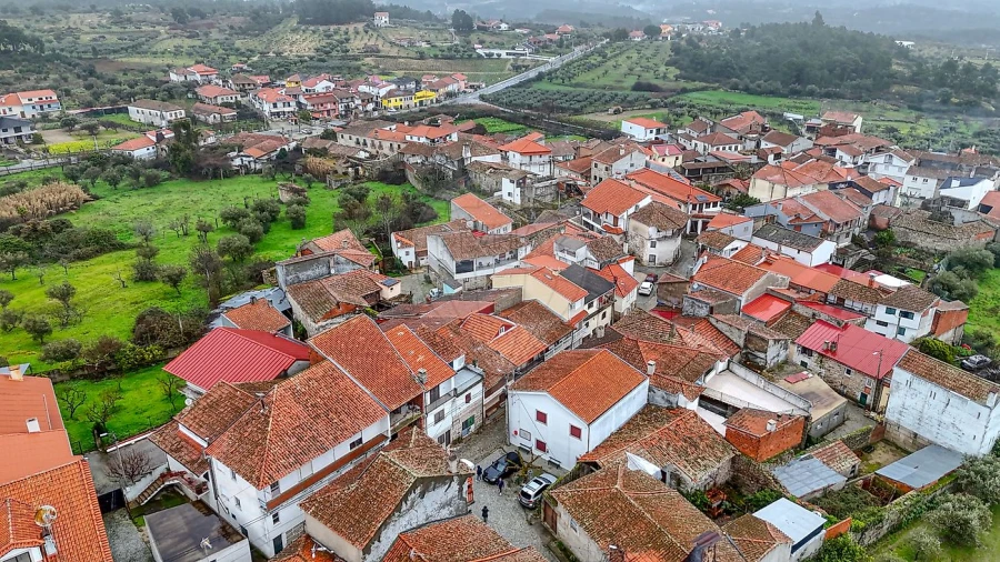 Moradia T2 para Venda em Possacos Foto 28