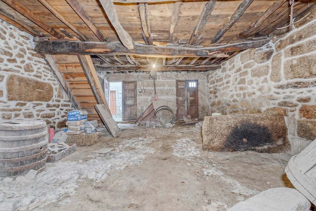 Moradia T2 para Venda em Possacos Foto 12