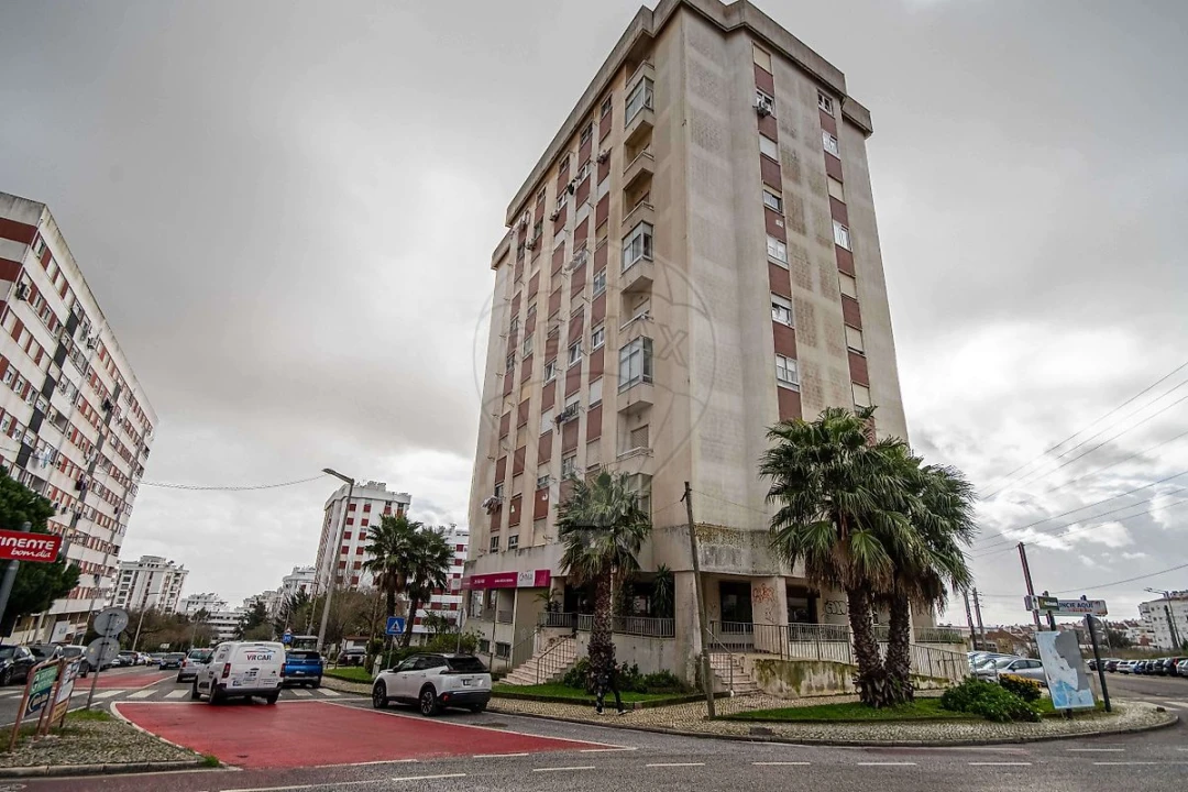 Apartamento T3 para Venda em Póvoa de Santa Iria e Forte da Casa Foto 22