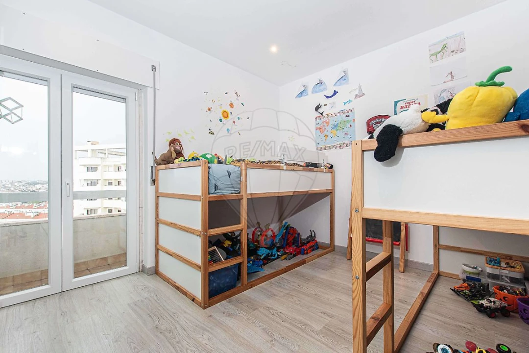 Apartamento T3 para Venda em Póvoa de Santa Iria e Forte da Casa Foto 17