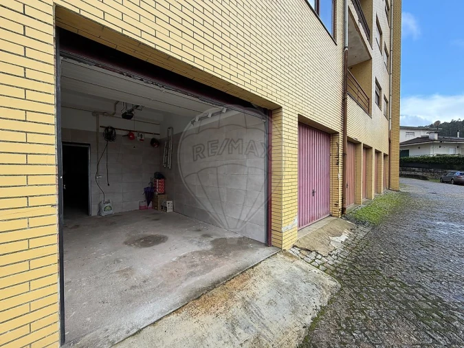 Apartamento T2 para Venda em Meinedo Foto 16