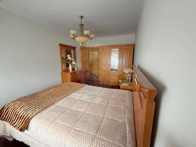 Apartamento T2 para Venda em Meinedo Foto 18