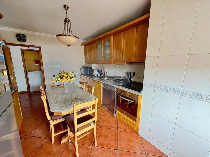 Apartamento T2 para Venda em Meinedo Foto 1