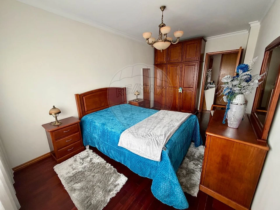 Apartamento T2 para Venda em Meinedo Foto 17