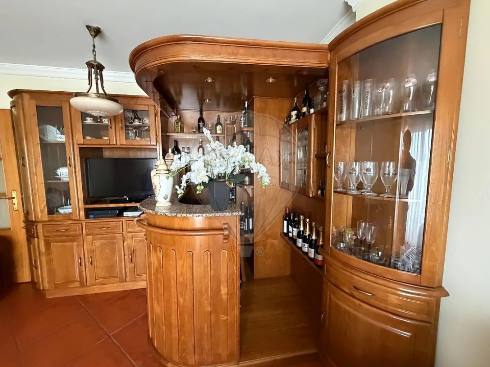 Apartamento T2 para Venda em Meinedo Foto 6