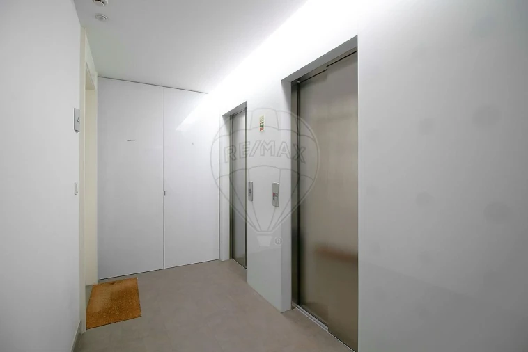 Apartamento T3 para Venda em Avenidas Novas Foto 25