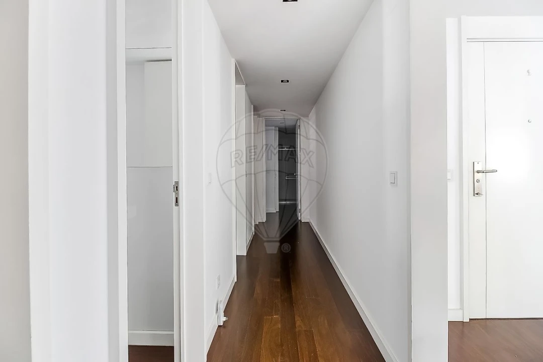 Apartamento T3 para Venda em Avenidas Novas Foto 20