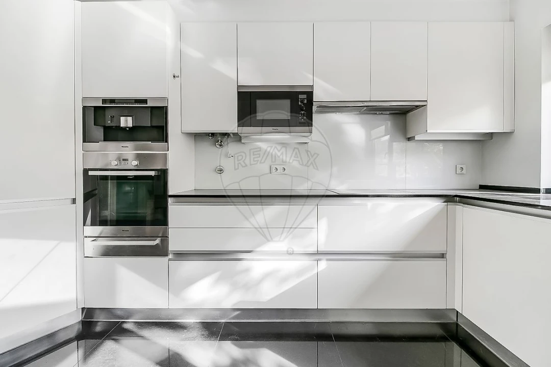 Apartamento T3 para Venda em Avenidas Novas Foto 29