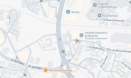 Armazém para Venda em Portimão