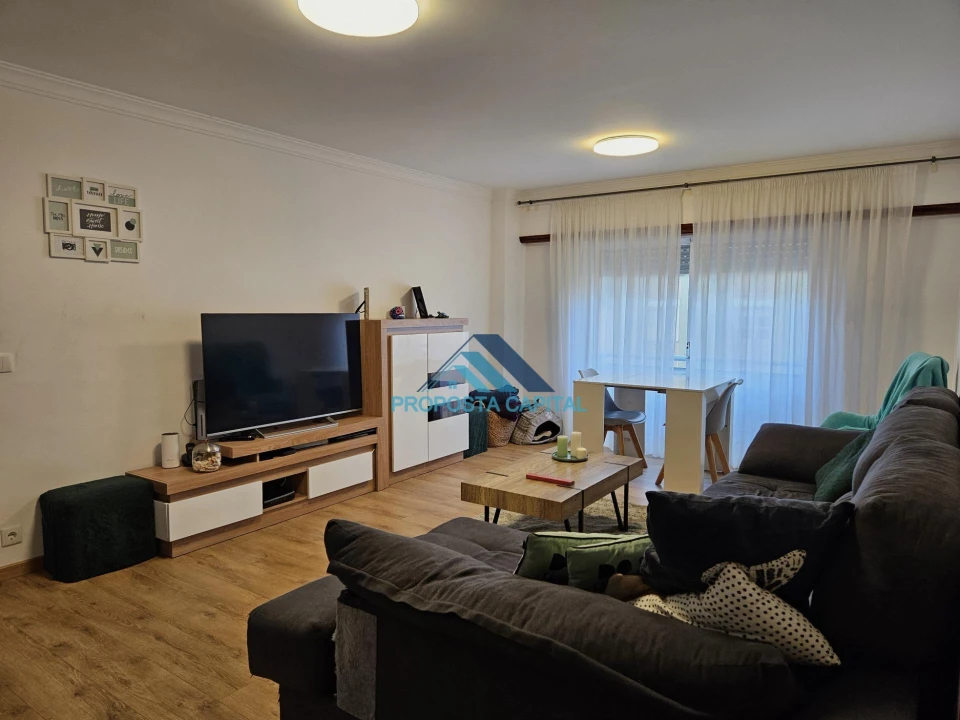 Apartamento T2 para Venda em Encosta do Sol Foto 2