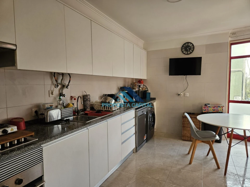 Apartamento T2 para Venda em Encosta do Sol Foto 4