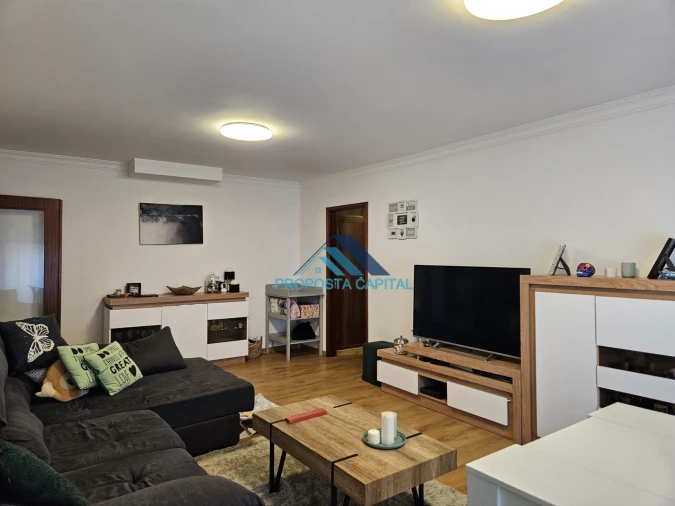 Apartamento T2 para Venda em Encosta do Sol Foto 3