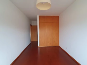 Apartamento T3 para Venda em Oliveira do Douro