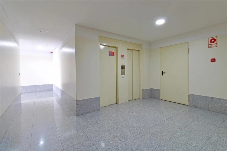 Apartamento T3 para Venda em Oliveira do Douro Foto 2