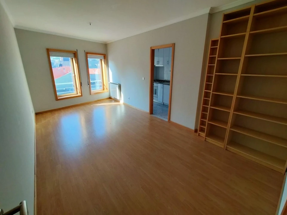 Apartamento T1 para Venda em Paranhos Foto 5