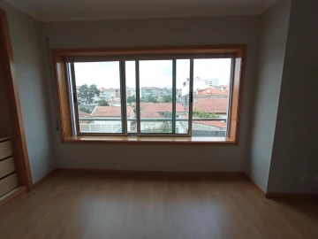 Apartamento T1 para Venda em Paranhos