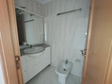 Apartamento T1 para Venda em Paranhos