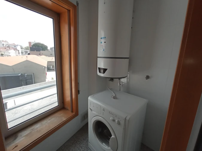 Apartamento T1 para Venda em Paranhos Foto 11
