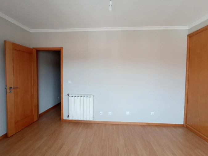 Apartamento T1 para Venda em Paranhos Foto 13