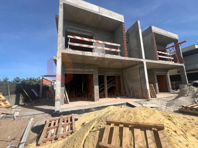 Moradia T4 para Venda em Fernao Ferro Foto 5