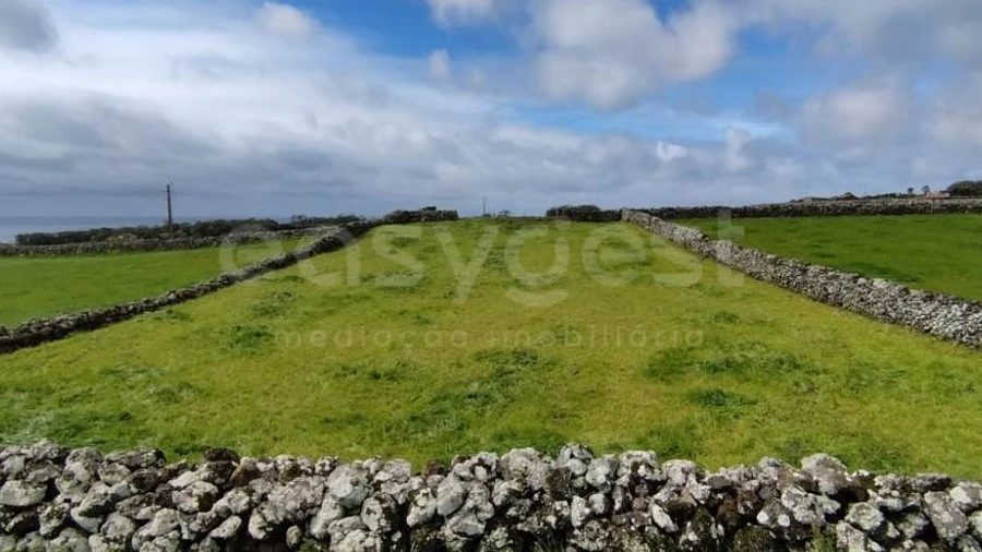 Terreno Agricola ou Rústico para Venda em São Mateus da Calheta
