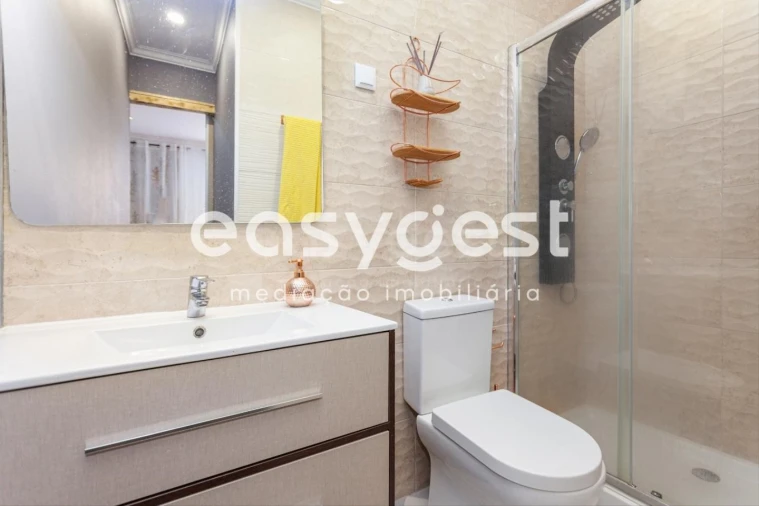 Apartamento T1 para Venda em São Vicente Foto 11