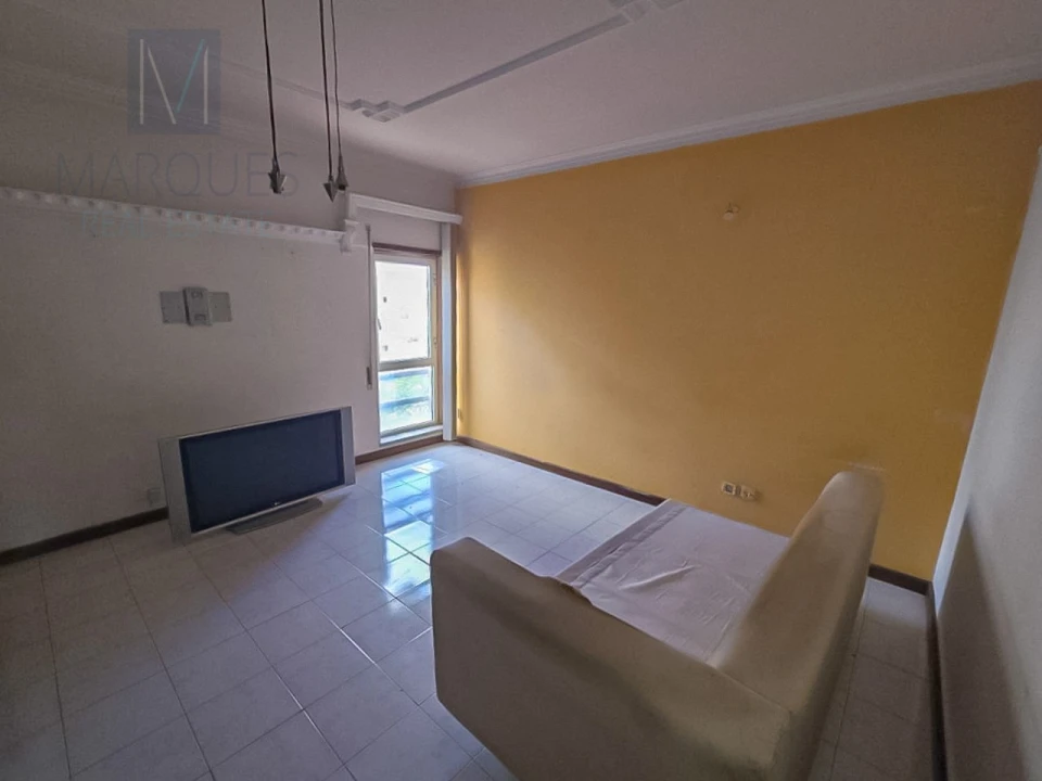 Apartamento T3 para Venda em Carregado e Cadafais Foto 4