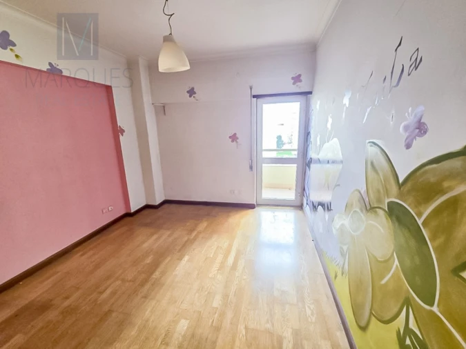 Apartamento T3 para Venda em Carregado e Cadafais Foto 8