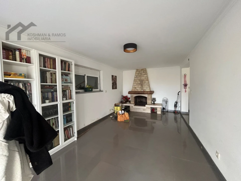 Moradia T3 para Venda em A dos Cunhados e Maceira Foto 5