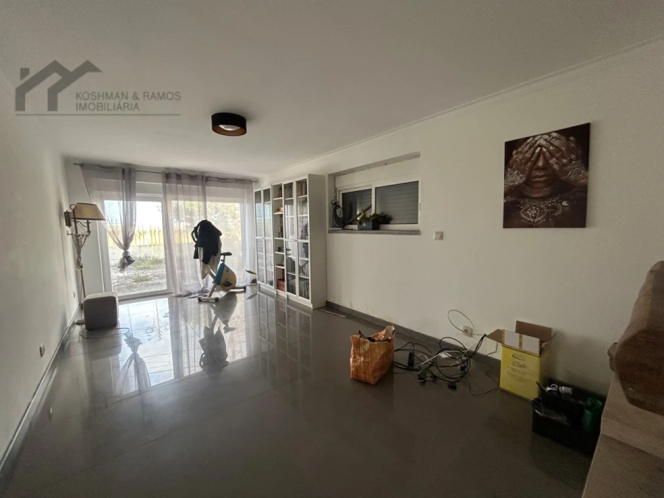 Moradia T3 para Venda em A dos Cunhados e Maceira Foto 6