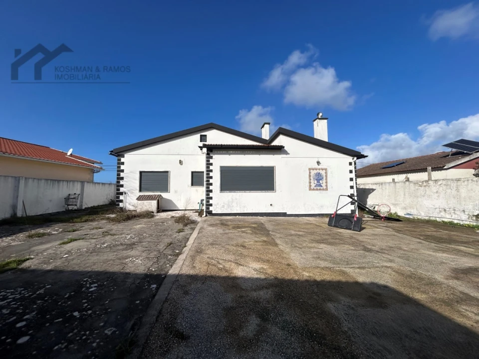 Moradia T3 para Venda em A dos Cunhados e Maceira Foto 3