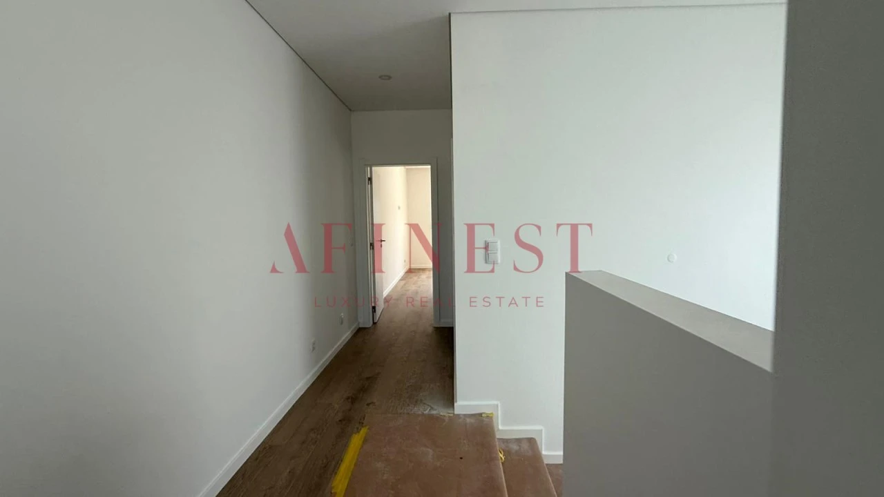 Moradia T3 para Venda em Fernao Ferro Foto 28