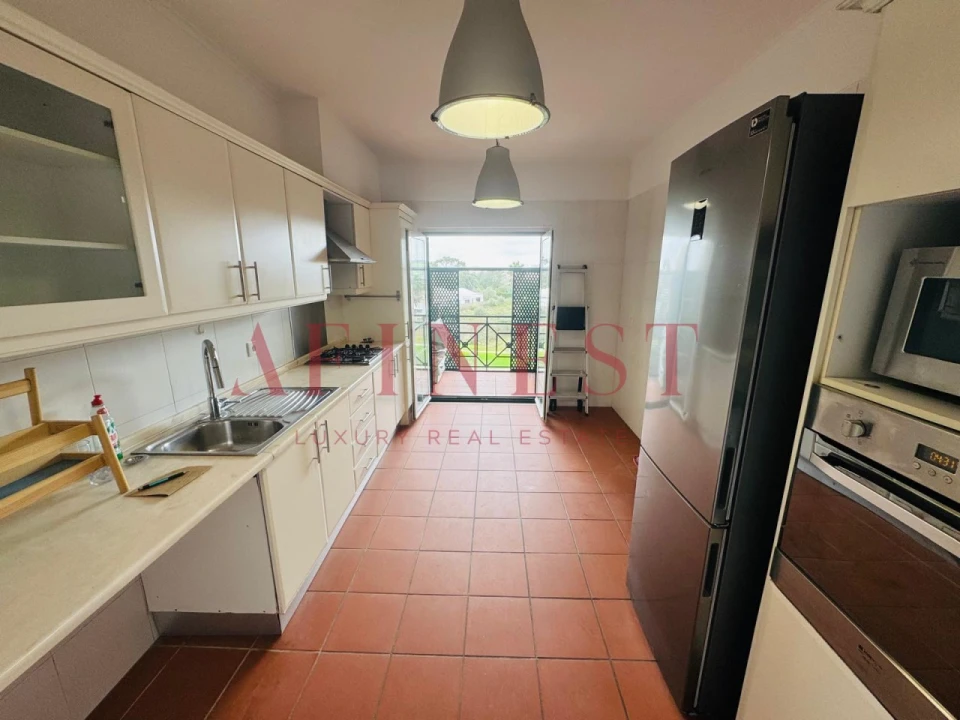 Apartamento T3 para Arrendamento em Santa Maria e São Miguel, São Martinho, São Pedro Penaferrim Foto 9