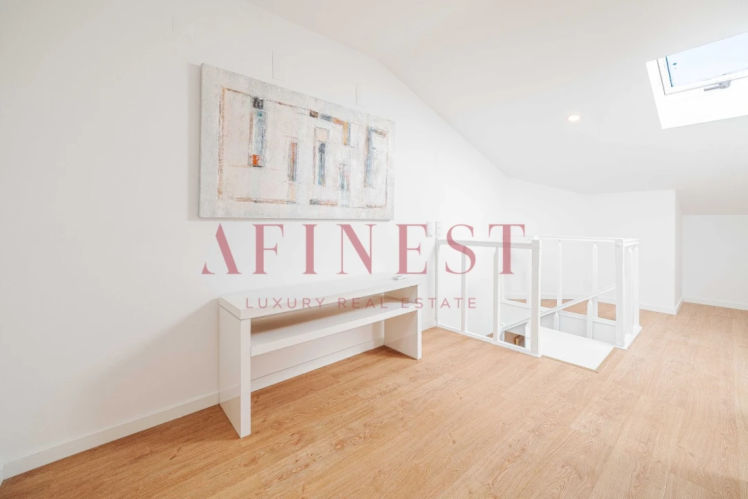 Apartamento T3 para Arrendamento em Santa Maria e São Miguel, São Martinho, São Pedro Penaferrim Foto 33