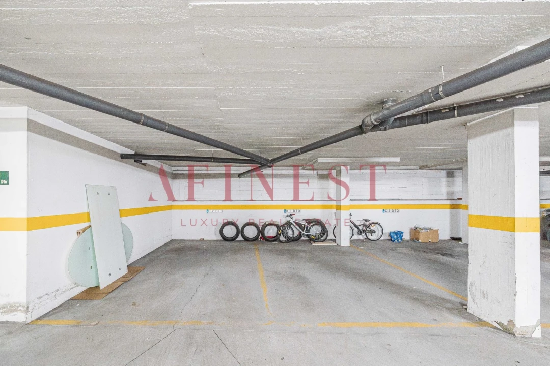 Apartamento T3 para Arrendamento em Santa Maria e São Miguel, São Martinho, São Pedro Penaferrim Foto 50