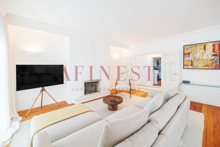 Apartamento T3 para Arrendamento em Santa Maria e São Miguel, São Martinho, São Pedro Penaferrim Foto 7