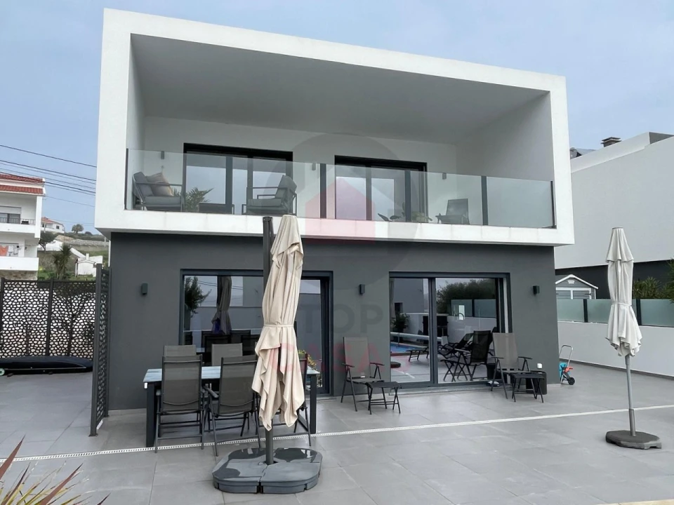 Moradia T4 para Venda em Foz do Arelho Foto 2