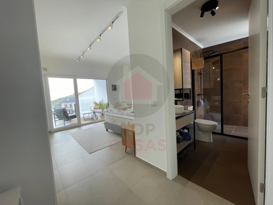 Moradia T4 para Venda em Foz do Arelho Foto 18