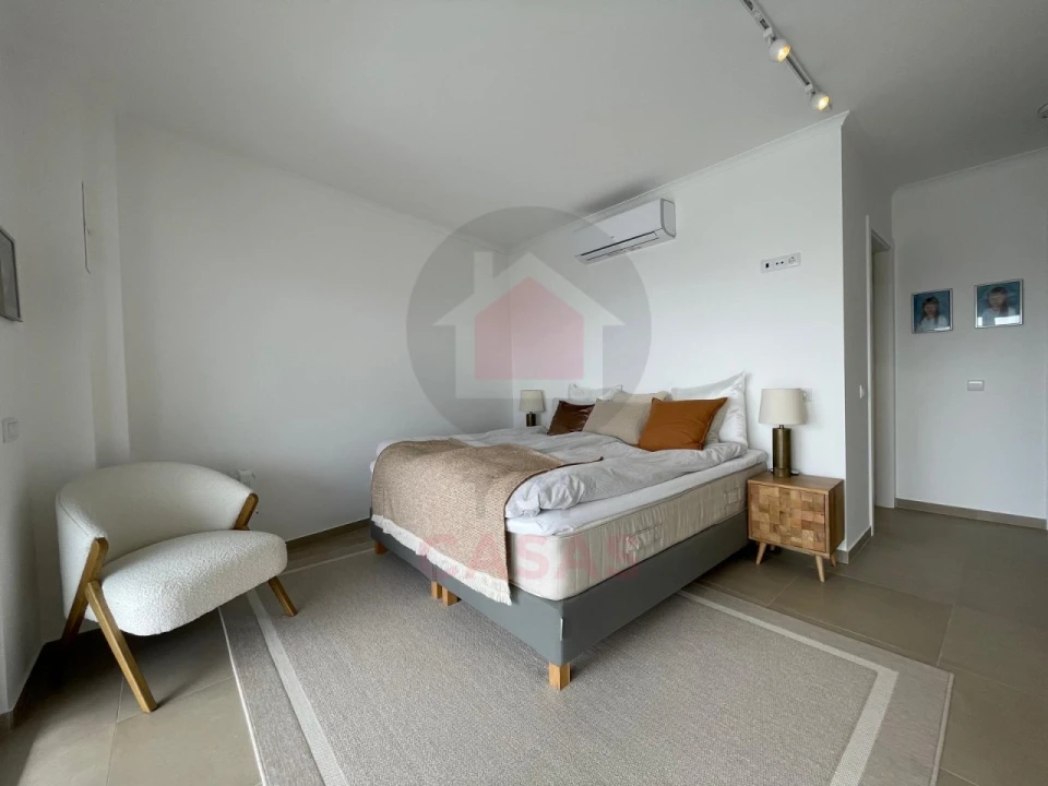 Moradia T4 para Venda em Foz do Arelho Foto 20