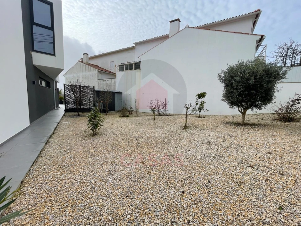 Moradia T4 para Venda em Foz do Arelho Foto 27