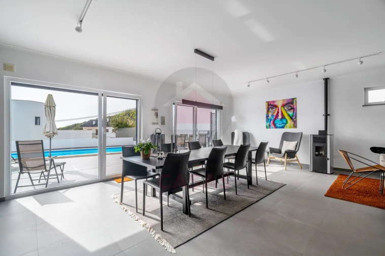 Moradia T4 para Venda em Foz do Arelho Foto 5